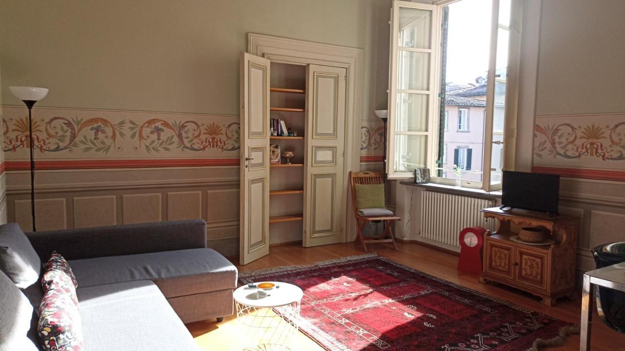 Puccini'S Home, Elegant Apartment In Piazza Puccini Lucca Exterior foto