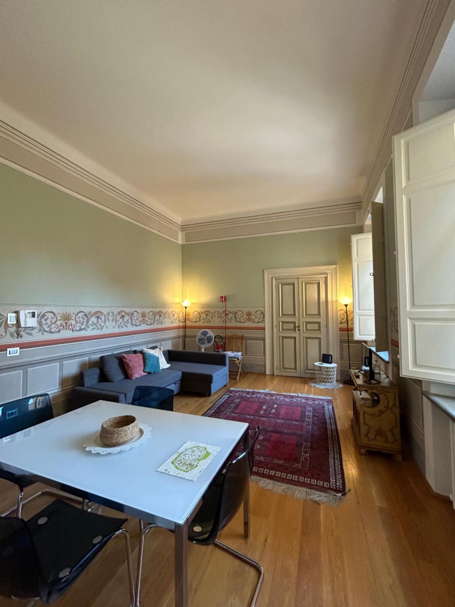 Puccini'S Home, Elegant Apartment In Piazza Puccini Lucca Exterior foto